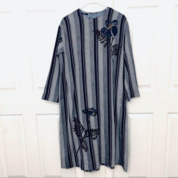 45R Dress Blue Striped Midi Length Embroidered Flowers Baggy Lagenlook Size XS - Picture 1 of 11
